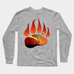 Northern Lights Bear Indigenous WAWEZHI CANADA Long Sleeve T-Shirt